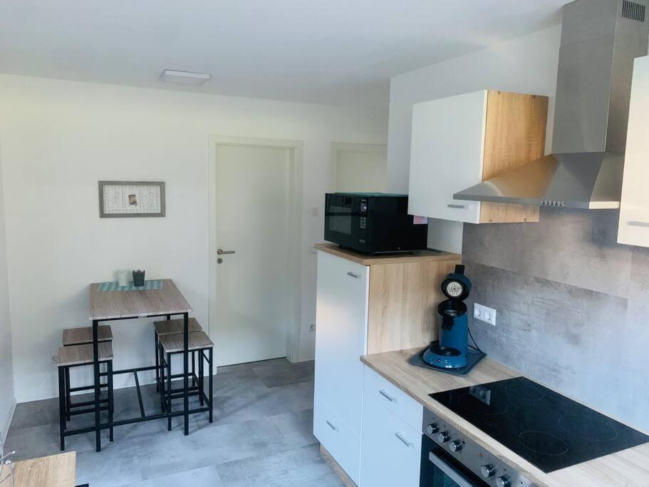 Moderne, Helle Ferienwohnung In Au Am Rhein Eksteriør billede